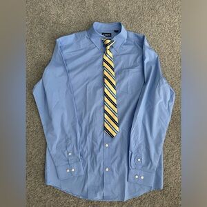 CHAPS stretch boy’s button down dress shirt with clip on tie size xl